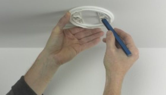 fit-a-carbon-monoxide-detector